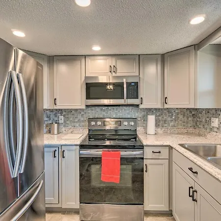 Bright Venice Home With Yard Less Than 4 Miles To Beach! Exterior photo