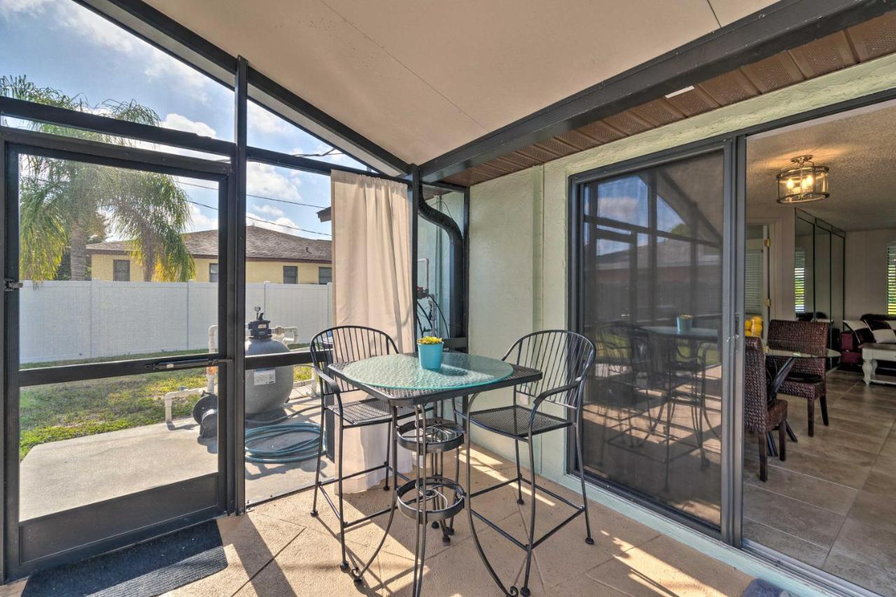 Bright With Yard Less Than 4 Miles To Beach! Holiday home